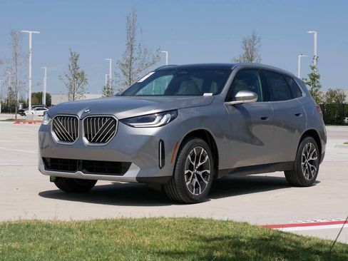 New 2026 BMW X3 xDrive30i w/ Convenience Package AWD/4WD image 3
