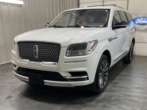 Used 2020 Lincoln Navigator Reserve w/ Luxury Package AWD/4WD image 3