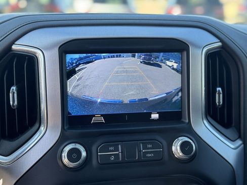 Used 2021 GMC Sierra 1500 SLE w/ X31 Off-Road Package image 19