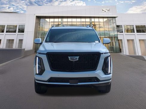 Used 2026 Cadillac Escalade ESV Platinum Sport w/ LPO, ONYX Package AWD/4WD image 2
