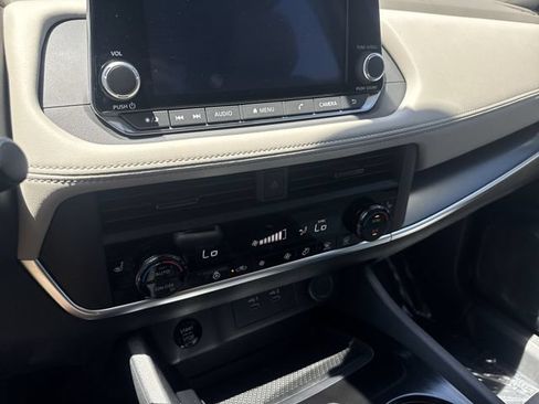 Used 2026 Nissan Rogue Dark Armor FWD image 23