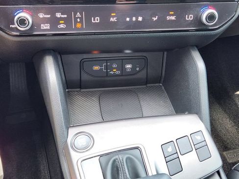 Certified 2026 Kia Sportage EX FWD image 19