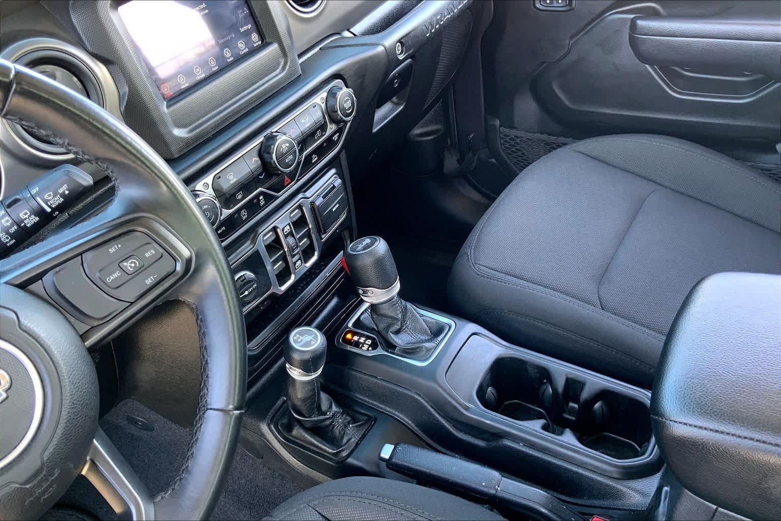 Used 2022 Jeep Wrangler Unlimited Sport AWD/4WD image 16