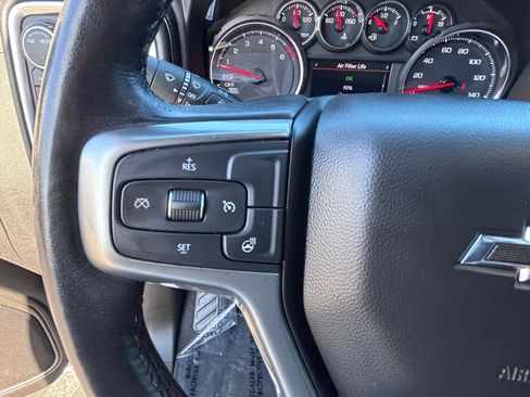 Used 2022 Chevrolet Silverado 1500 RST AWD/4WD image 25