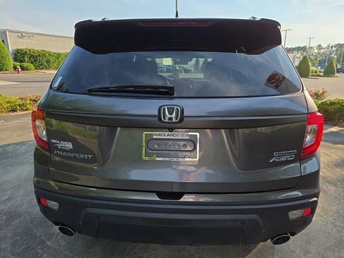 Used 2019 Honda Passport Touring image 9