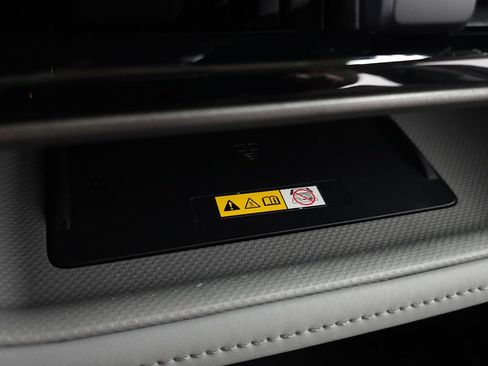 Used 2023 Toyota Highlander Limited AWD/4WD image 32