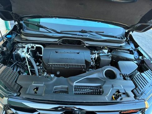 Used 2024 Honda Pilot TrailSport image 13