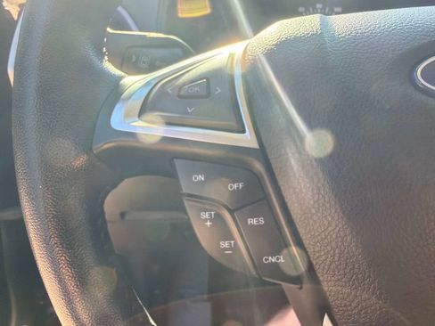 Used 2022 Ford Edge SEL w/ Convenience Package AWD/4WD image 30