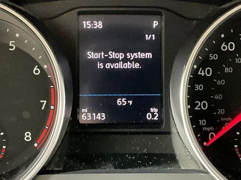 Used 2019 Volkswagen Tiguan SE image 17