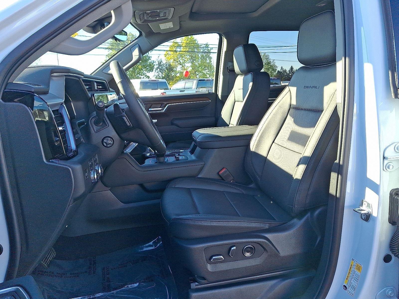 New 2026 GMC Sierra 1500 Denali w/ Denali Reserve Package AWD/4WD image 7