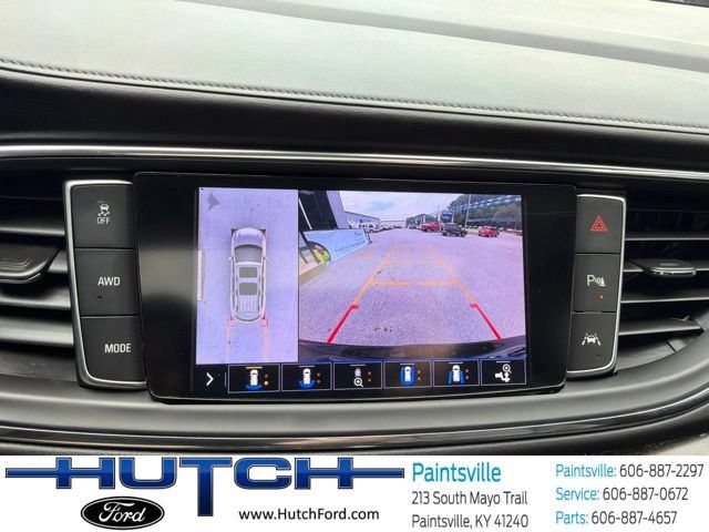 Used 2021 Buick Enclave Avenir w/ Avenir Technology Package AWD/4WD image 42