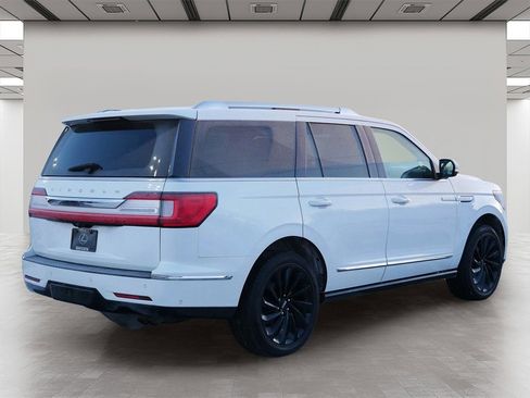 Used 2020 Lincoln Navigator Reserve w/ Equipment Group 208A image 5