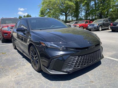 Used 2025 Toyota Camry SE