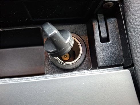 Used 2015 Ford Taurus SEL w/ Equipment Group 201A image 23