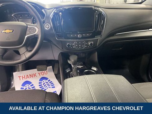 Used 2023 Chevrolet Traverse LT image 27