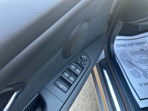 Used 2011 BMW 328i Convertible image 17