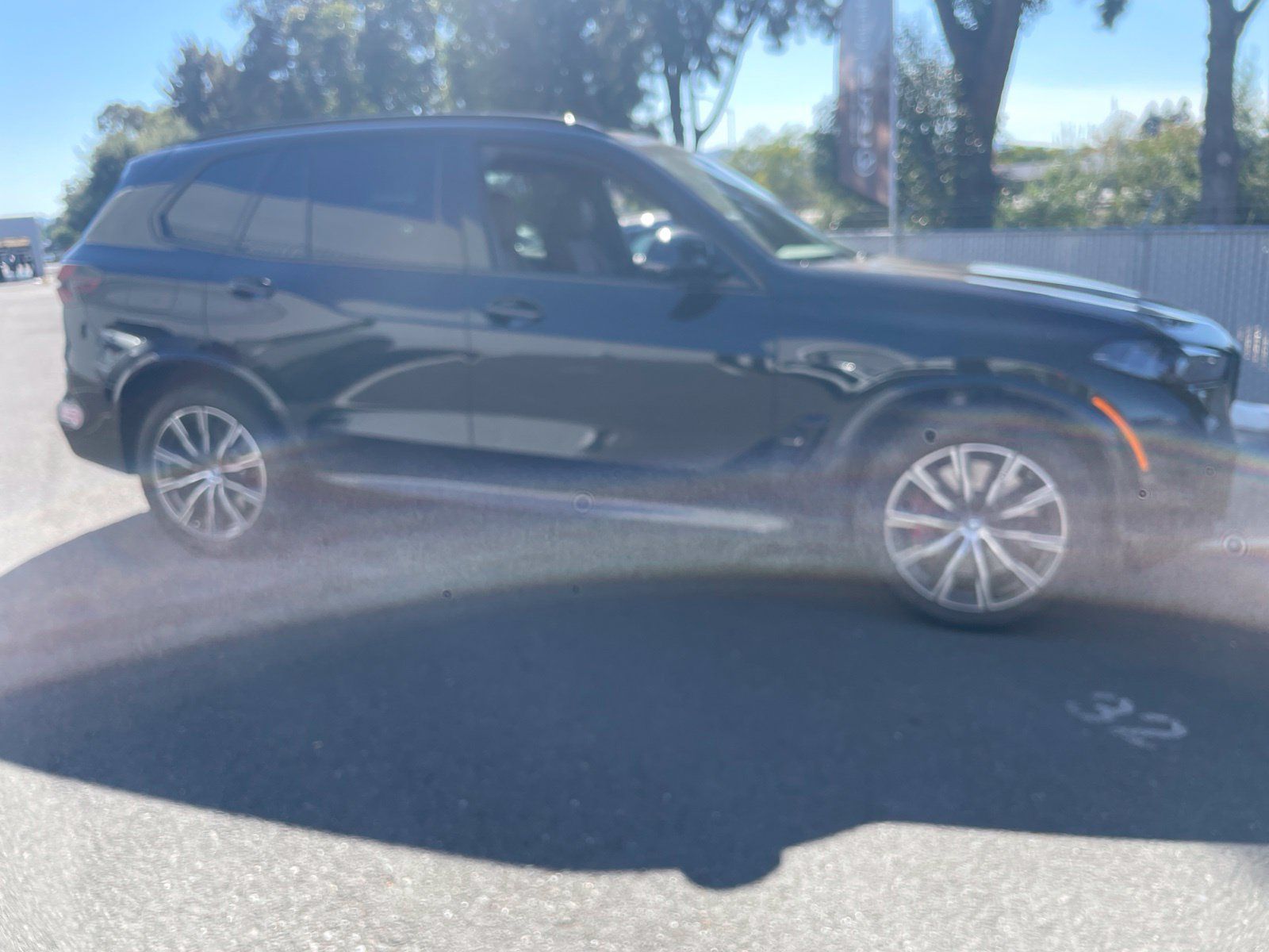Used 2024 BMW X5 xDrive50e w/ M Sport Package AWD/4WD image 6
