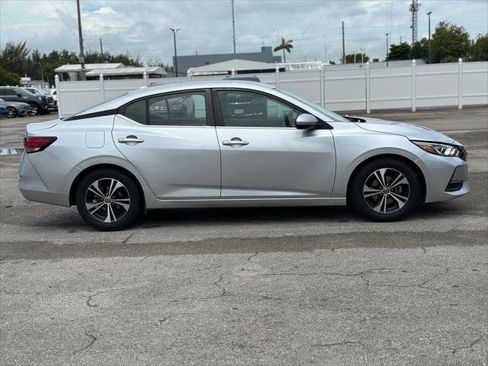 Used 2021 Nissan Sentra SV FWD image 9
