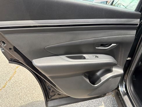 Certified 2024 Hyundai Tucson SE FWD image 22