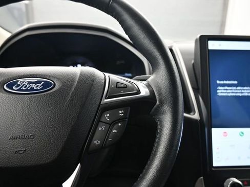 Used 2024 Ford Edge SEL image 16