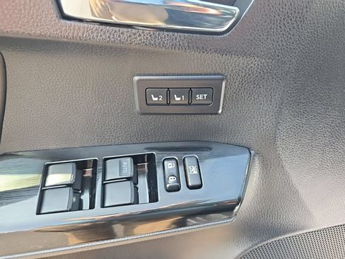 Used 2017 Toyota RAV4 Limited w/ Advanced Technology Package FWD image 34