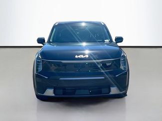 New 2026 Kia EV9 Light RWD video 2