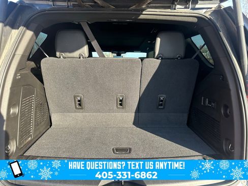 Used 2021 GMC Yukon Denali w/ Denali Premium Package image 21