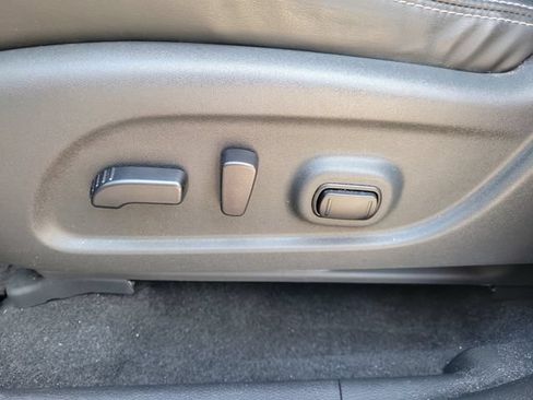 Used 2024 Nissan Murano SV FWD image 21