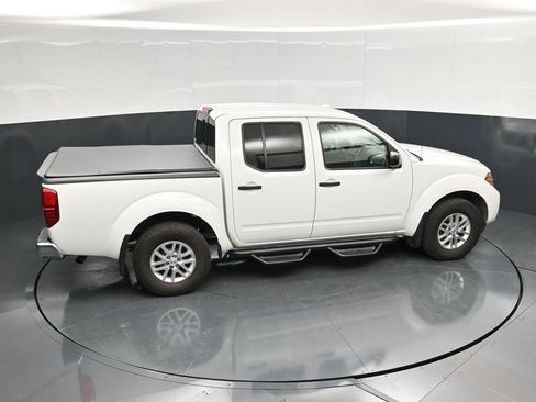 Used 2017 Nissan Frontier SV w/ SV Value Truck Package AWD/4WD image 40