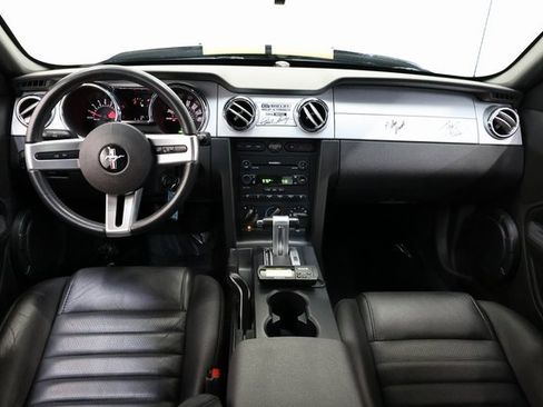 Used 2006 Ford Mustang GT image 69