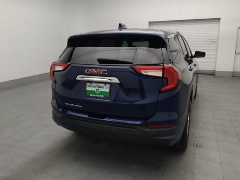 Used 2023 GMC Terrain SLE FWD image 7