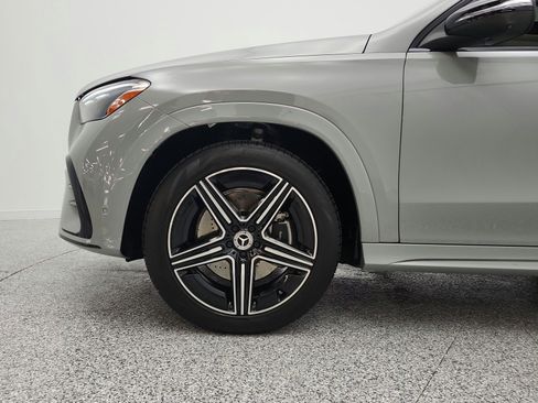 Used 2025 Mercedes-Benz GLE 350 4MATIC image 23