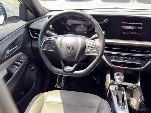 Used 2024 Buick Envista Avenir FWD image 27