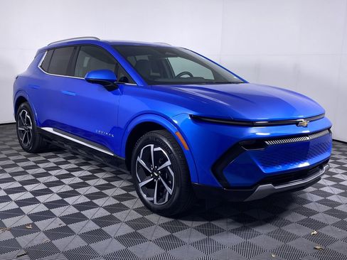 Certified 2025 Chevrolet Equinox EV LT w/ Convenience Package image 18