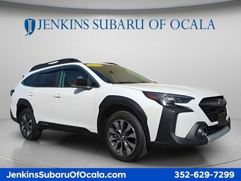 Used 2023 Subaru Outback Limited image 1