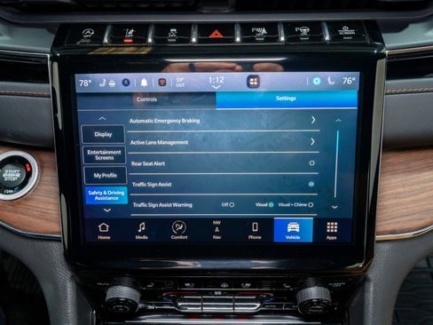 Used 2023 Jeep Grand Cherokee Summit image 24