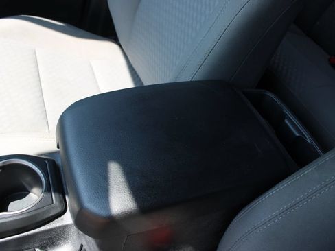 Used 2021 Toyota Tacoma SR w/ SR Convenience Package RWD image 39