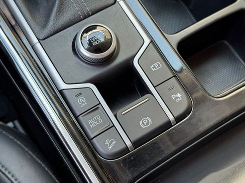 Used 2022 Kia Sorento SX FWD image 29