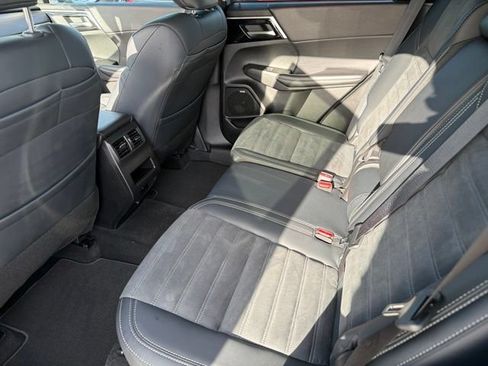 Used 2026 Mitsubishi Outlander SE FWD image 15