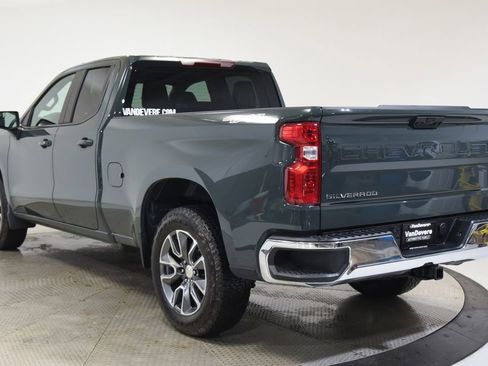 Used 2025 Chevrolet Silverado 1500 LT image 11
