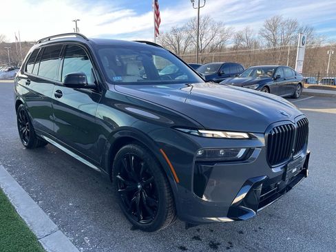 Certified 2023 BMW X7 xDrive40i w/ M Sport Package image 4
