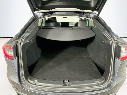 Used 2023 Tesla Model Y Long Range image 26