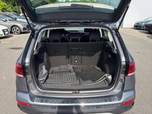 Used 2024 Volkswagen Taos S AWD/4WD image 15