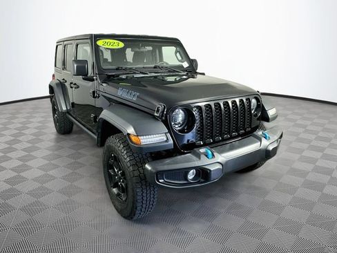 Used 2023 Jeep Wrangler Unlimited AWD/4WD image 4
