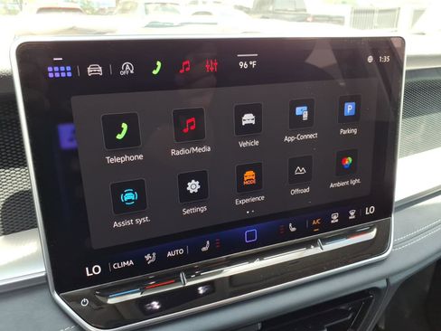 New 2026 Volkswagen Tiguan SE AWD/4WD image 19