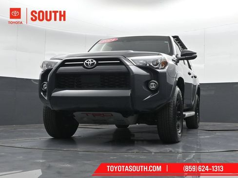 Used 2024 Toyota 4Runner SR5 Premium w/ Moonroof Package AWD/4WD image 43
