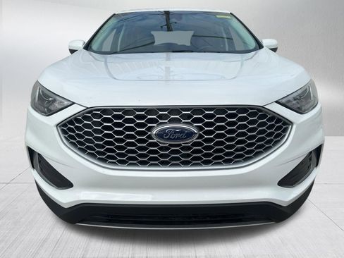 Used 2024 Ford Edge SEL AWD/4WD image 2