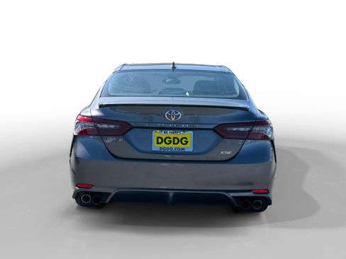 Used 2024 Toyota Camry XSE FWD image 4