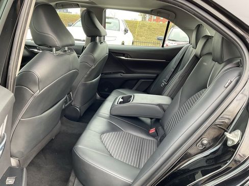 Used 2019 Toyota Camry SE image 20