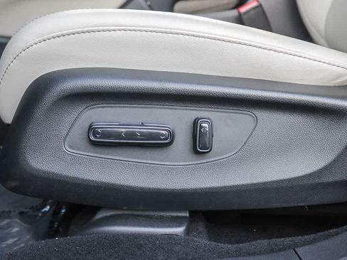 Used 2025 Honda HR-V EX-L image 20